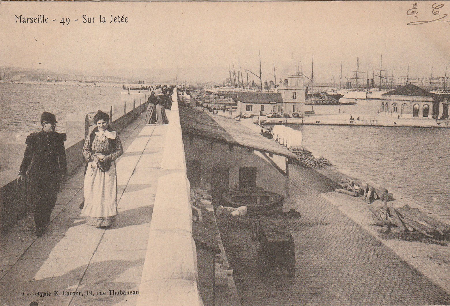 13 MARSEILLE. Sur la Jetée, Pierres Plates et Phare 1903