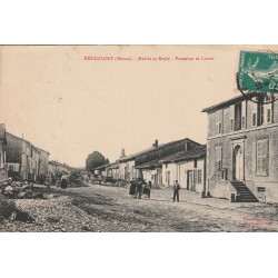 55 RECICOURT. Mairie, Ecole, Fontaine et Lavoir sur Grande Rue 1910