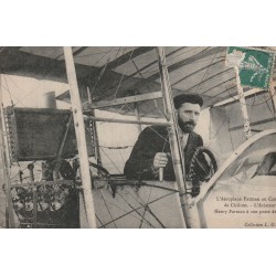Aviateur Farman à son poste de vol Aéroplane au Camp de Châlons vers 1909