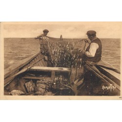 17 LA ROCHELLE. Pêcheurs de Sardines le Tamisage
