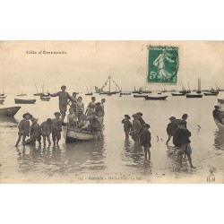 35 CANCALE. Moussaillons au bain 1913