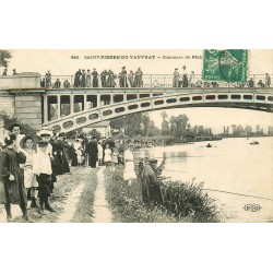 27 SAINT PIERRE DU VAUVRAY. Concours de Pêche près du Pont en Fer