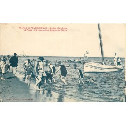 34 VALRAS LA PLAGE. Arrivée du Bateau de Pêche 1927