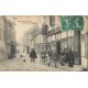 36 ISSOUDUN. Carrefour Villatte 1917. Tabac Café Billard et Facteur à vélo