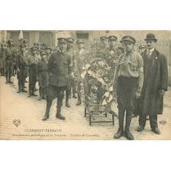 63 CLERMONT-FERRAND. Scoutisme Porteurs de Couronnes pendant la Manifestation patriotique de la Toussaint 1917