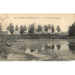 60 LE PLESSIS-BELLEVILLE. Pêcheur à la ligne à la Mare de Poclain