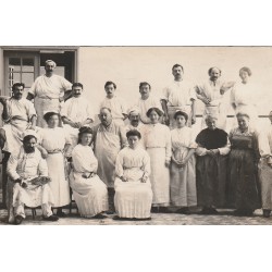 94 LIMEIL BREVANNES. Rare le Personnel des Cuisines de l'Hospice Hôpital 1911