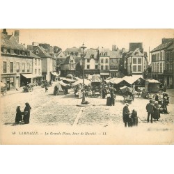 2 x cpa 22 LAMBALLE. Jour de Marché sur Grande Place et Rue Basse1915