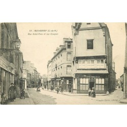 2 x cpa 22 GUINGAMP. Café Breban rues Saint-Yves & Cosquer 1915 et Ecole supérieur de Garçons