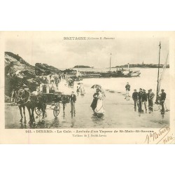 35 DINARD. La Cale arrivée d'un Vapeur de St-Malo-St-Servan 1901