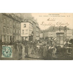 2 x cpa 22 DINAN. Marché aux Vaches 1904 et Horlogerie rue de la Cordonnerie 1918