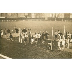 76 ROUEN. Au Stade avant le Saut en hauteur Athlétisme et Sportifs