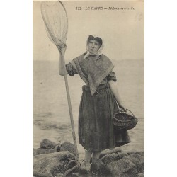 76 LE HAVRE. Pêcheuse de Crevettes 1917