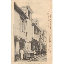 2 x cpa 35 DOL DE BRETAGNE. Café "Janvier" et restaurant "Bruault" rue Ceinte 1904