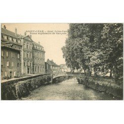 carte postale ancienne 46 SAINT-CERE. Quai Jules Ferry. Ecole de Garçons 1922