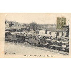 51 SAINT-MENEHOULD. La Gare avec locomotives à vapeur 1917