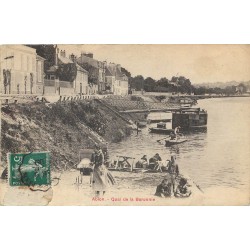 94 ABLON. Lavandières et Péniche Quai de la Baronnie 1909