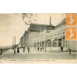 2 cpa 14 CABOURG. Terrasse Kursaal boulevard des Anglais et Grand Hôtel 1923