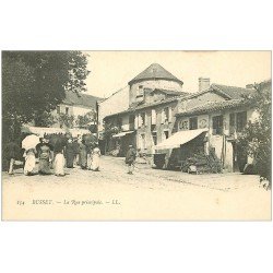 carte postale ancienne 03 BUSSET. La Rue Principale. Café de la Poste