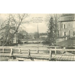 2 cpa 58 CLAMECY. Beuvron Passerelle des Ponts-Verts et Canal Yonne