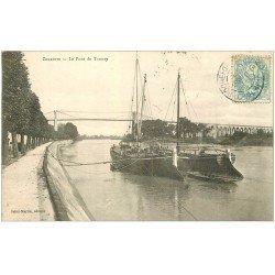 carte postale ancienne 17 CHARENTE. Le Pont de Tonnay avec Péniches 1905