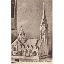 2 cpa 02 MONT-NOTRE-DAME. Eglise, Maquette, Tribune, Chaire et Statue 1935