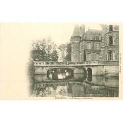 2 cpa 45 COMBREUX. Façade et Pont du Château