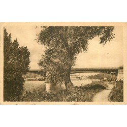 2 cpa 95 ARGENTEUIL. Pont-Neuf et Tour Billy 1953