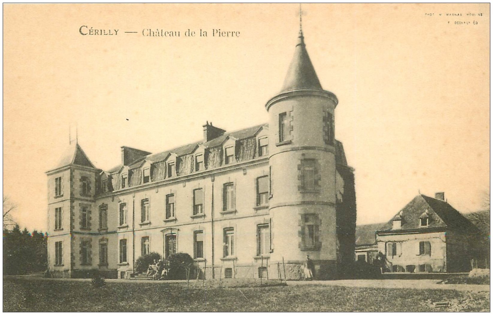 carte postale ancienne 03 CERILLY. Château de la Pierre