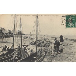 29 ROSCOFF. Débarcadère des Bateaux venat de l'Île de Batz 1911