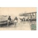 33 ARCACHON. Les Parqueuses arrivages d'Huîtres 1907