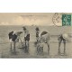 80 CAYEUX-SUR-MER. La Pêche aux Crabes 1910