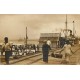 Photo cpa FIDJI. Fiji Shipping Company Limited 1916 départ d'un bateau en gare maritime