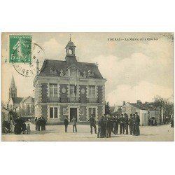 carte postale ancienne 17 FOURAS. Mairie et Clocher