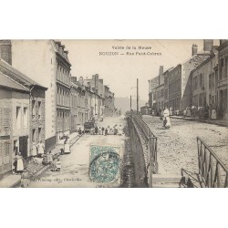 08 NOUZON. Rue Petit-Gobron bien animée avec sa Librairie 1907