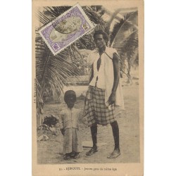DJIBOUTI. Jeunes gens de même âge 1912