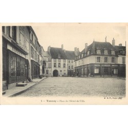 58 TANNAY. Commerces Place Hôtel de Ville