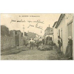 carte postale ancienne 17 ILE DE RE. Le Battage du Blé. Reproduction série Carts d'Autrefois