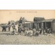 14 LION-SUR-MER. Animation devant les Cabines sur la Plage 1930