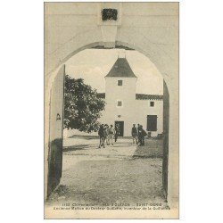 carte postale ancienne 17 ILE D'OLERON. Saint-Denis. Maison de Guillotin 1923