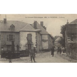 23 LA COURTINE. Le Bourg animé 1916 tampon militaire