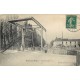 10 PONT-SUR-SEINE. Le Pont-levis métallique et Hôtel de la Gare 1911
