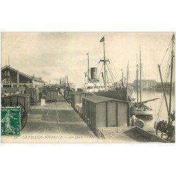 carte postale ancienne 17 LA PALLICE-ROCHELLE. Les Quais 1910