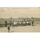 14 GRANDCAMP LES BAINS. Pêcheurs assis en attendant le jusant 1921