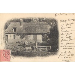 27 LE VIEUX PORT. Source et Lavoir 1904