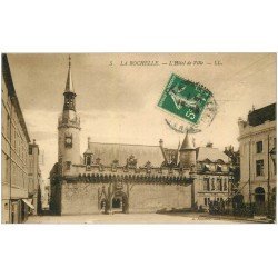 carte postale ancienne 17 LA ROCHELLE. L'Hôtel de Ville. Carte émaillographie vers 1910