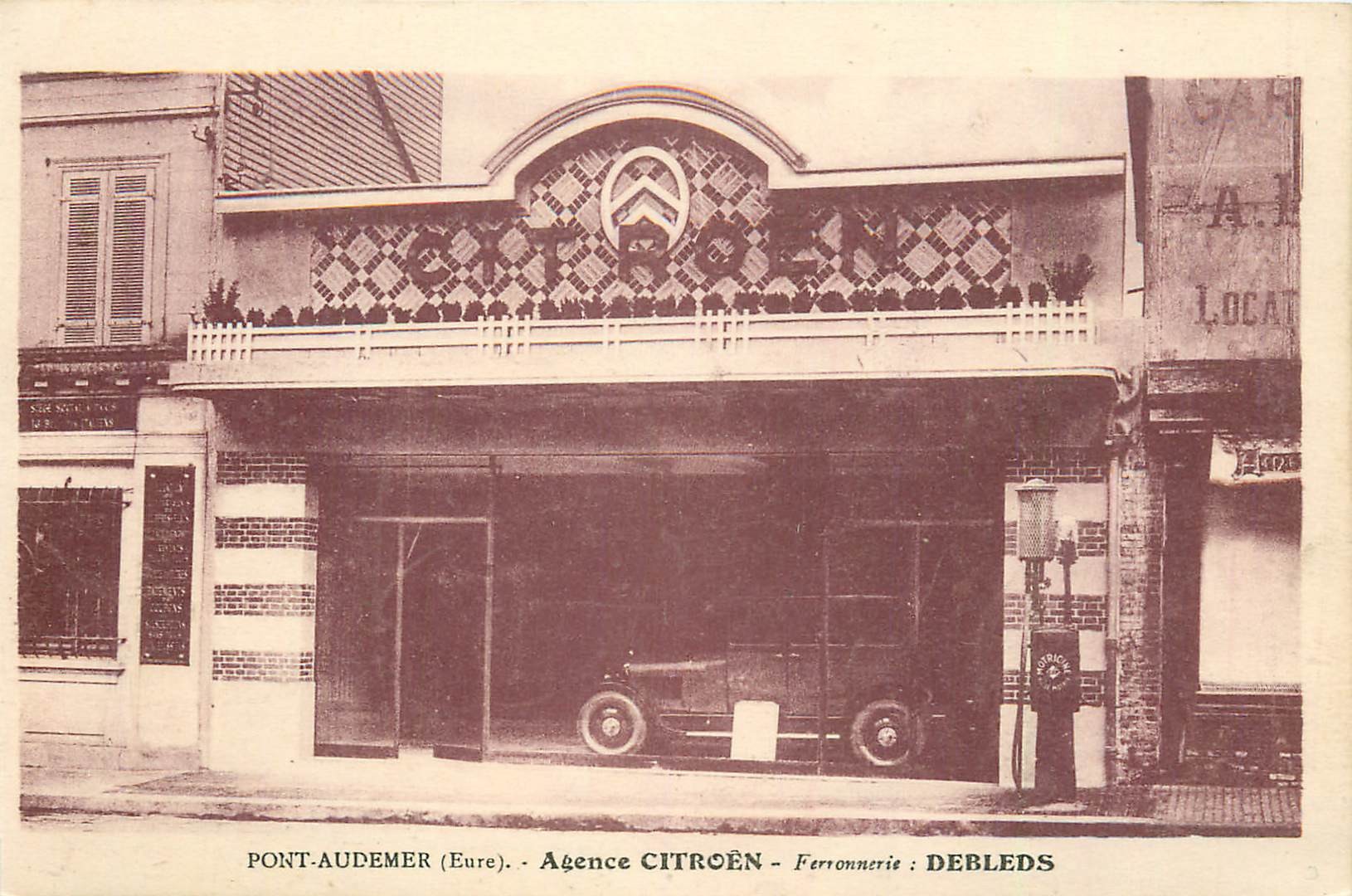 27 PONT-AUDEMER. Agence Citroën ferronnerie Debleds