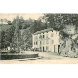 26 LES GRANDS-GOULETS. Les Barraques Hôtel Raoul