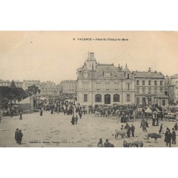 26 VALENCE. Le Marché aux boeufs Place du Champ de Mars