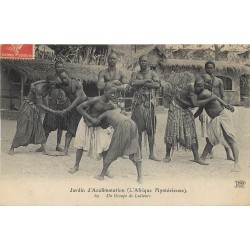 PARIS 16° Jardin d'Acclimatation groupe de Lutteurs africains 1910